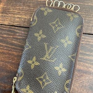 Louis Vuitton key holder